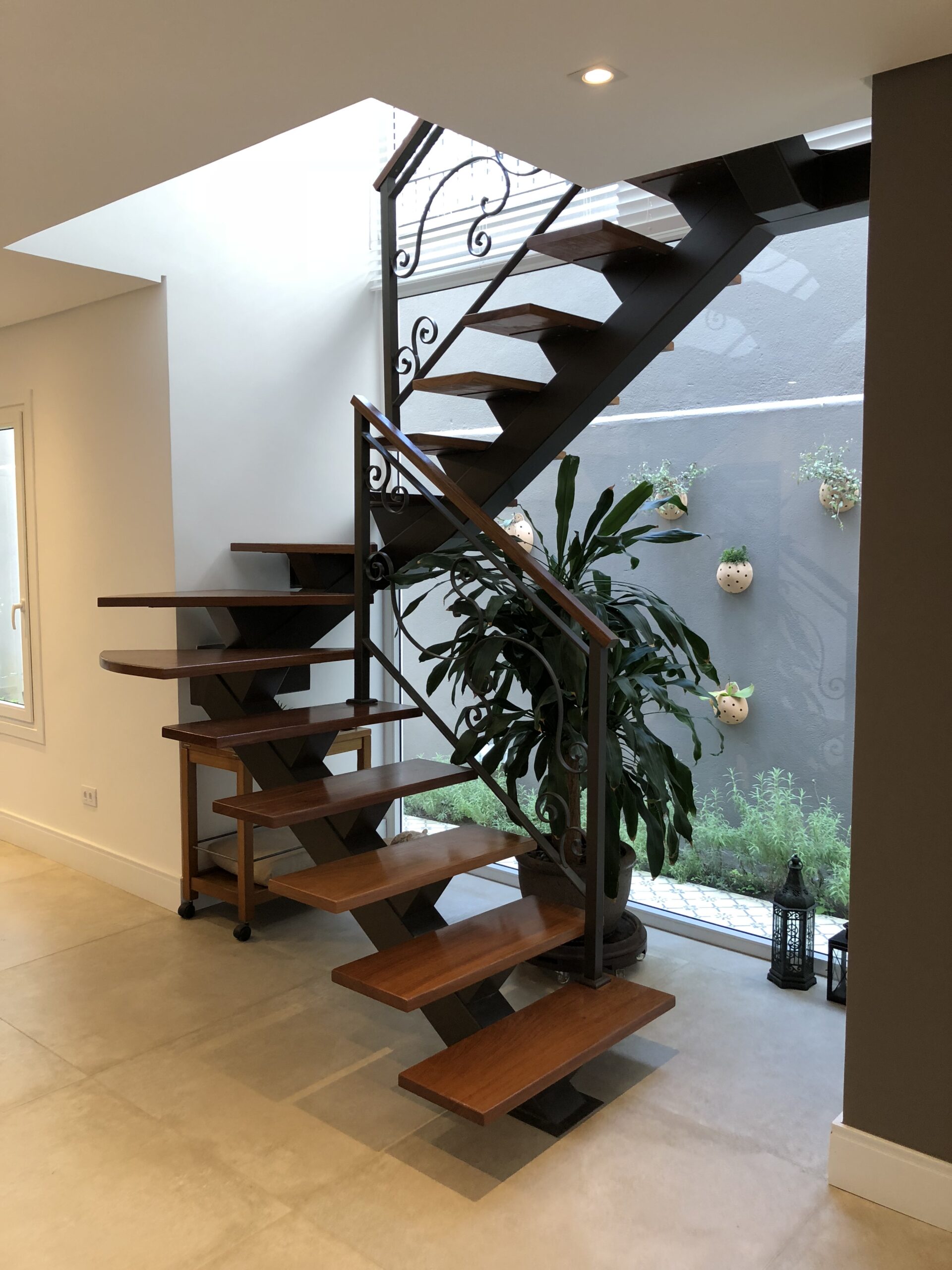 Escada Mista | Escadas MV